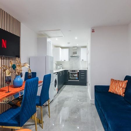 Cardiff Luxe Living Apartments エクステリア 写真