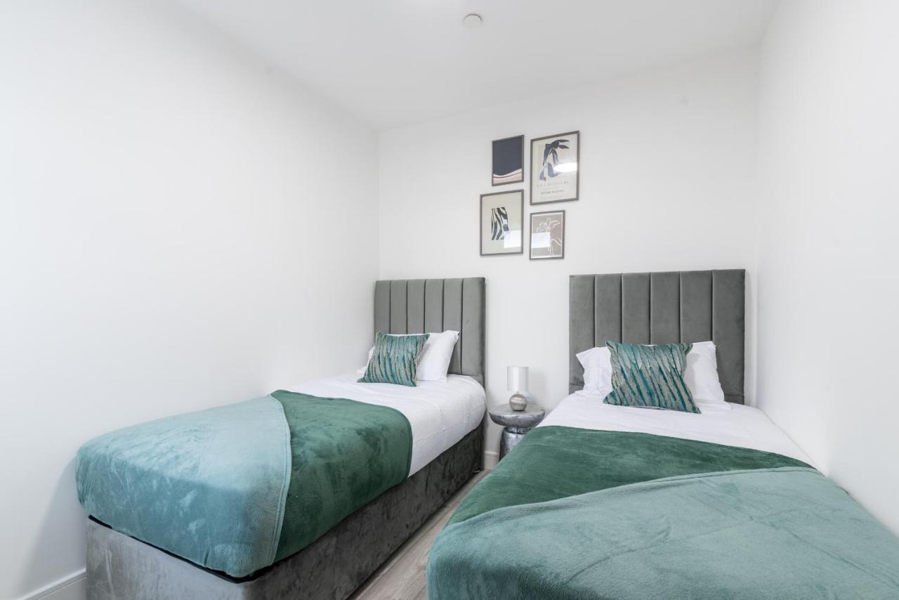 Cardiff Luxe Living Apartments エクステリア 写真