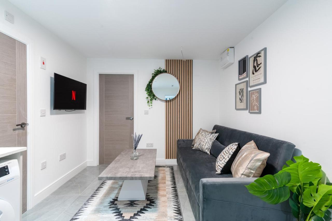 Cardiff Luxe Living Apartments エクステリア 写真