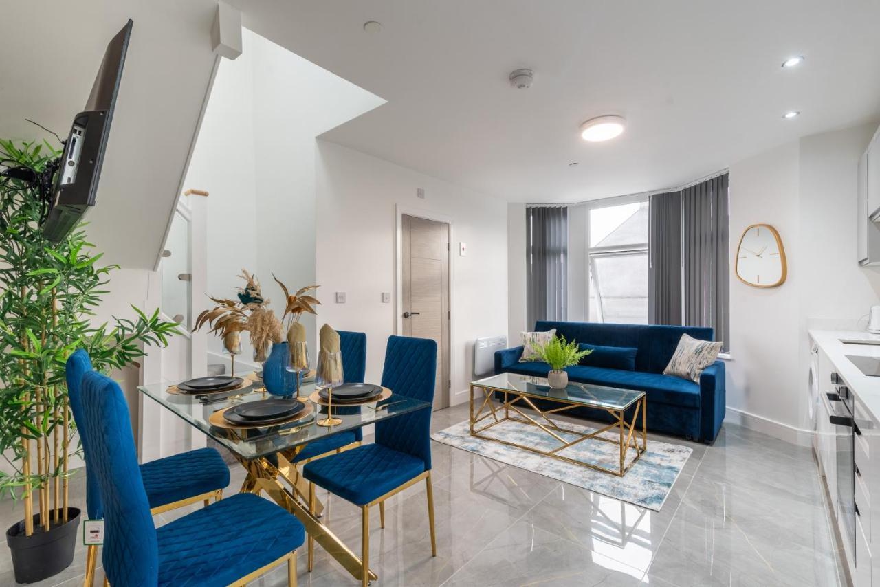 Cardiff Luxe Living Apartments エクステリア 写真