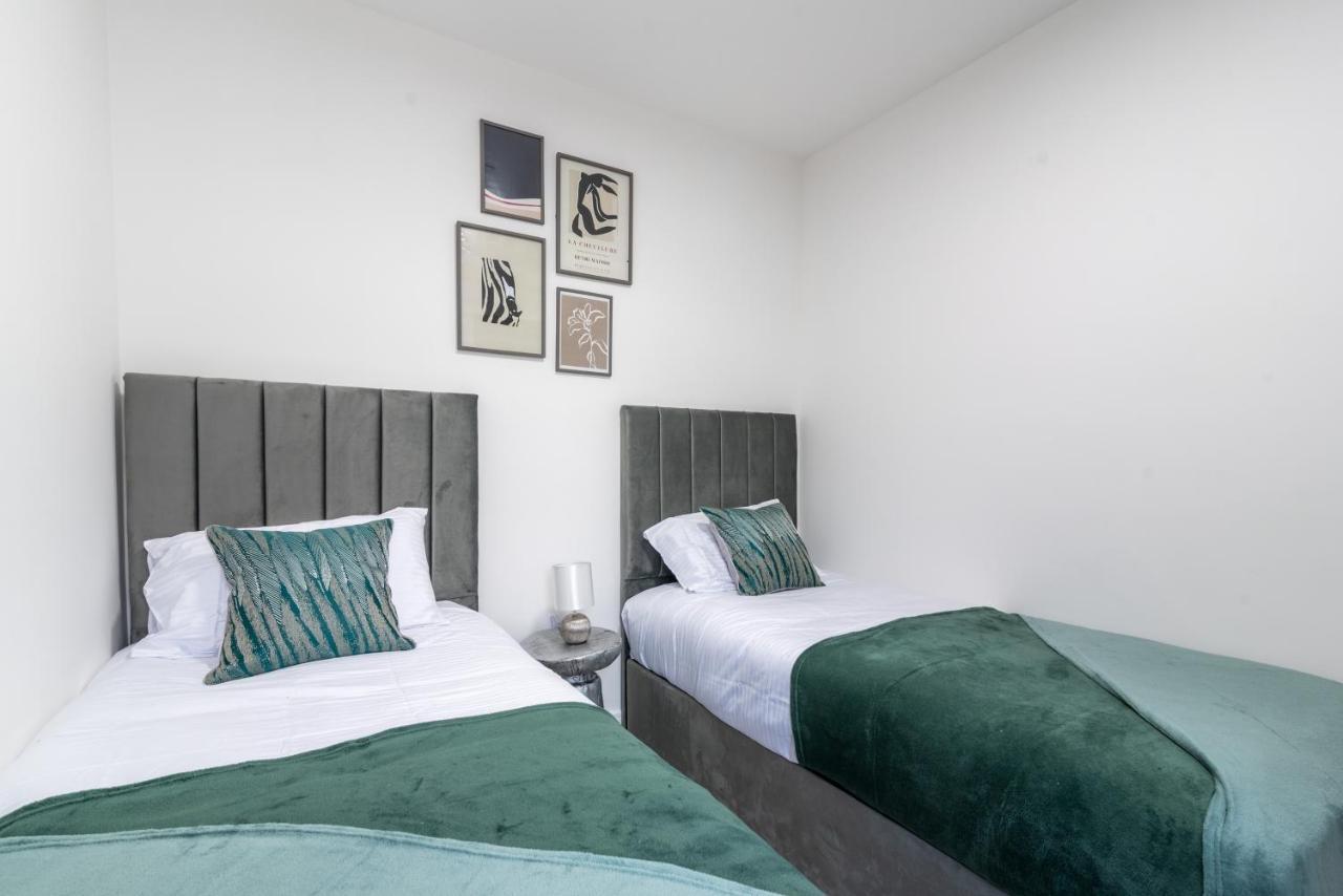 Cardiff Luxe Living Apartments エクステリア 写真
