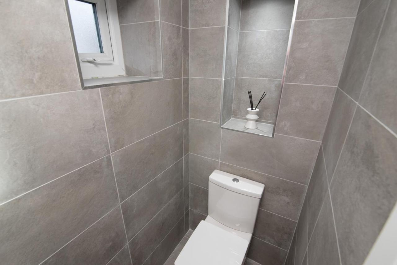 Cardiff Luxe Living Apartments エクステリア 写真